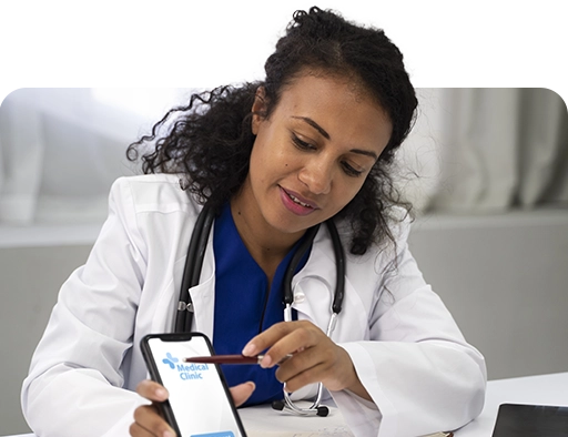 Médica no Celular